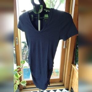 A Pea In The Pod Navy Blue Xs V-neck Top